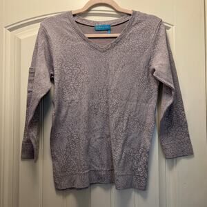 Fresh Produce Women’s 3/4 Sleeve Floral Print V-Neck‎ Pullover Shirt Size S Gray
